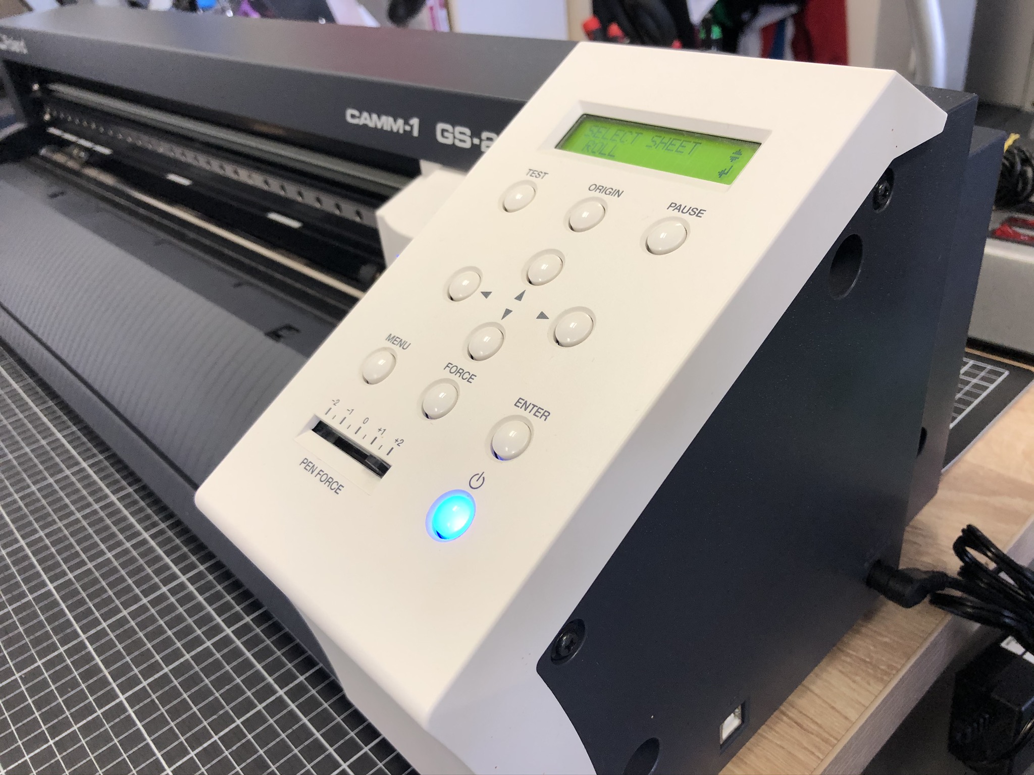 Roland GS24 rabljeni Rabljeni rezači Roland rezači folija Roland DGA